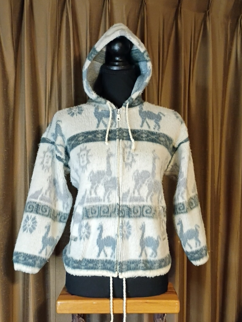 Alpaca Pattern Zip-Up Hooded Sweater - Cream & Gray